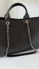 Chanel Leather Deauville Large - Image 7