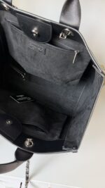 Chanel Leather Deauville Large - Image 15