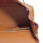 Hermes Gold Courchevel Kelly Sellier 32 Gold Hardware - Image 9