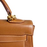 Hermes Gold Courchevel Kelly Sellier 32 Gold Hardware - Image 5