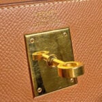 Hermes Gold Courchevel Kelly Sellier 32 Gold Hardware - Image 10